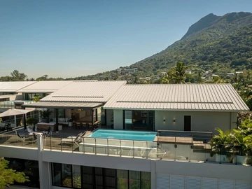 BLACK RIVIER - Outstanding penthouse with a panoramic view - 4 bedrooms