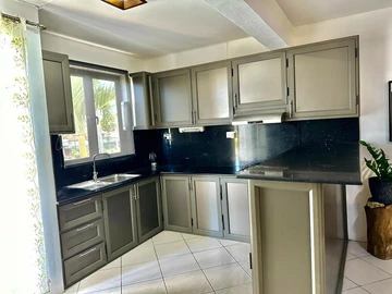 Townhouse, Duplex de 3 Chambres