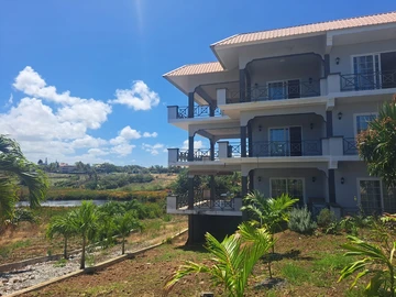 6 Bedroom House