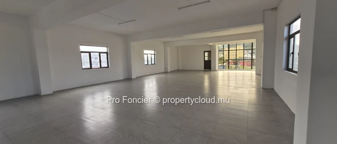 Commercial Space for rent in Quatre-Bornes - Good state