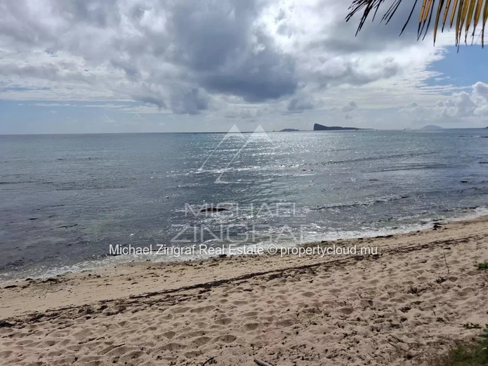 Pointe aux Canonniers – Appartement pieds dans l'eau