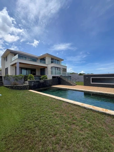 Villa de 5 chambres à louer à Flic en Flac