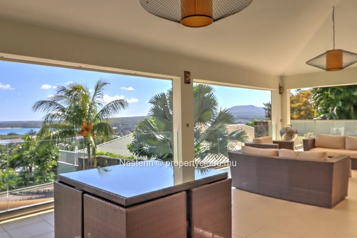 Fantastique villa de 5 chambres avec vue panoramique sur la mer 