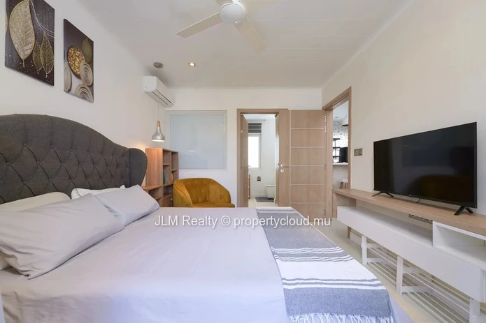 Villa Meublée avec Piscine Privée à Vendre à Grand Baie, Île Maurice