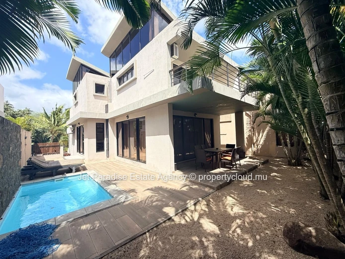 Modern 4-Bedroom Townhouse with Private Pool in Gated Community 