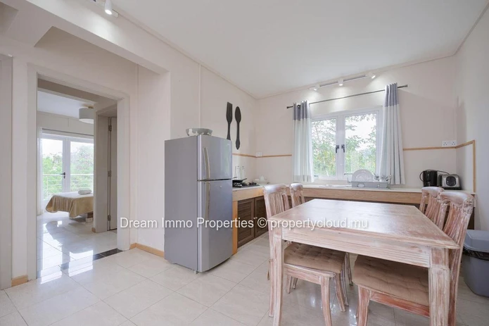 For sale: Building with 4 furnished apartments in Pereybere – Mauritius