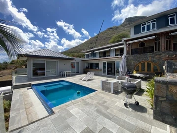 7 Bedroom Villa
