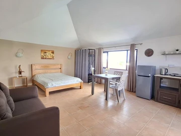 7 Bedroom Villa