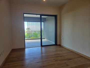 4 Bedroom Apartment