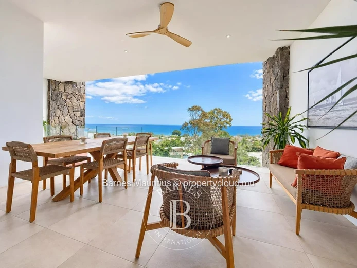 TAMARIN – Contemporary apartment with stunning views – 2 bedrooms