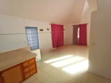 7 Bedroom House