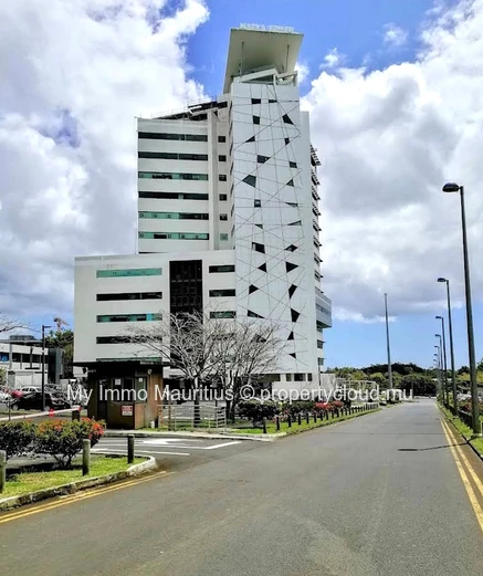 Location Bureaux – Ébène Cybercity 