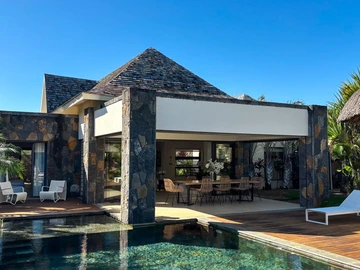 4 Bedroom Villa
