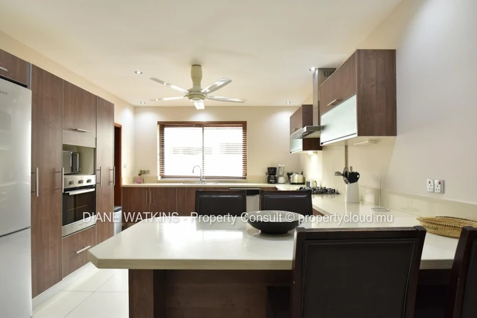 Beachfront Ground-Floor Apartment