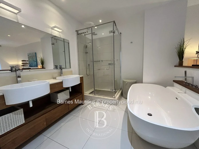 RIVIÈRE NOIRE - Appartement d’exception - 4 chambres en suite