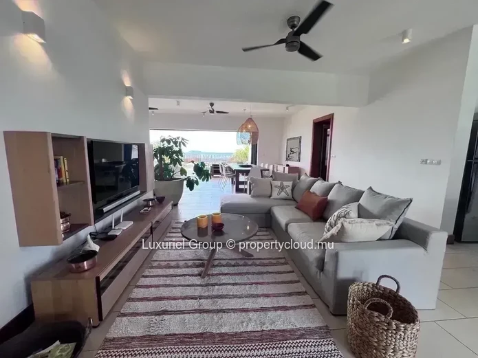 Splendid Penthouse With View Of Coin De Mire