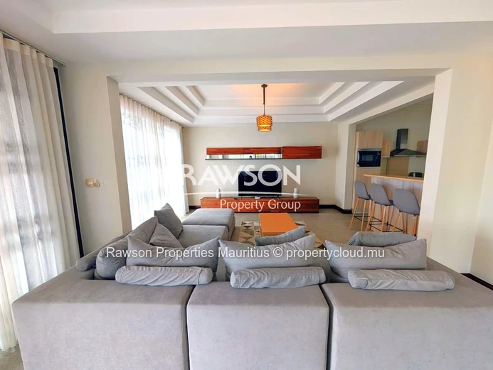 Beachfront Villa | 3 Bedrooms, Office | Pointe Aux Canonniers | €4,700