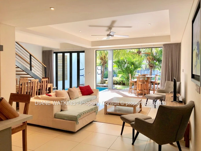 Duplex d'Exception dans une Marina Résidentielle