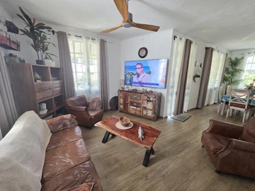 7 Bedroom Apartment