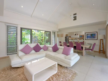 4 Bedroom Villa