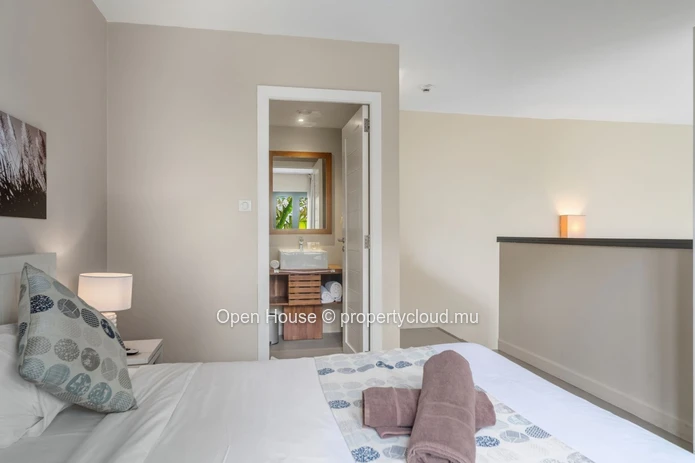 A VENDRE - Trou aux Biches - plage à pieds - Bel Appartement refait à neuf dans résidence très demandée.