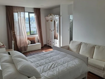 4 Bedroom Apartment