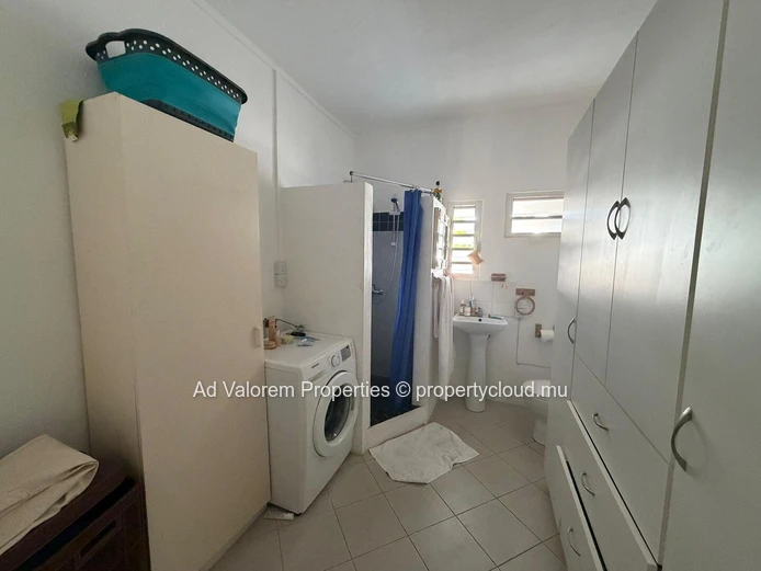 Studio à Vendre dans l'Ouest!