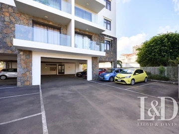 2 Bedroom Apartment