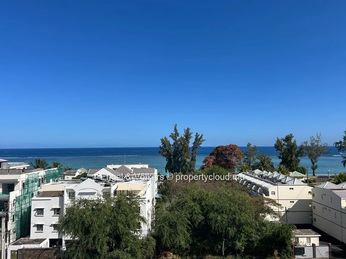 Exclusive 3-Bedroom Loft with Private Plunge Pool and Sea Views – Flic en Flac