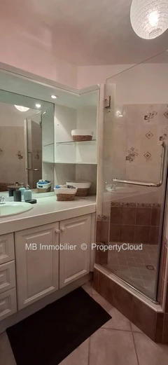 Duplex à louer à Bain Boeuf – 3 chambres avec piscine privée