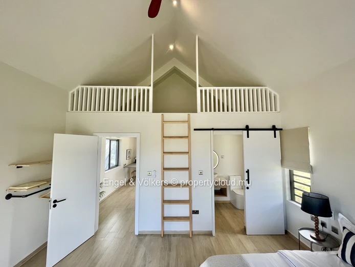 Modern Living in Mont Choisy – 3-Bedroom Villa with Pool
