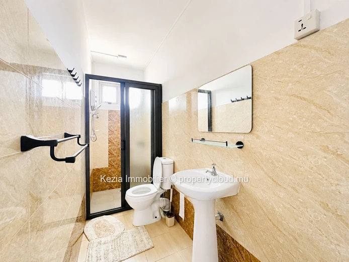 A Functional Apartment In Pereybere