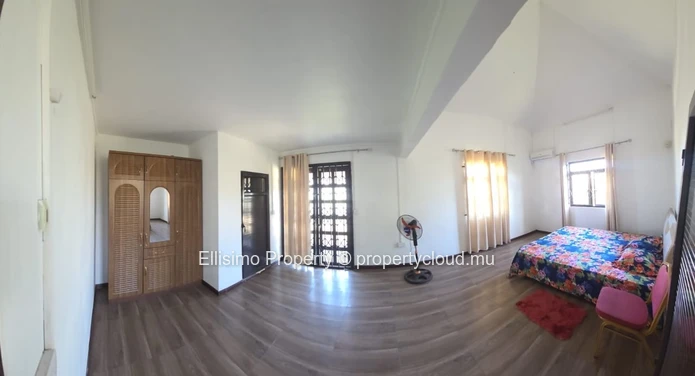 À vendre – Maison 4 chambres avec piscine, CCTV et alarme | Goodlands (Bypass)