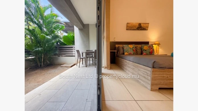 3-Bedroom Beachfront Residence with Private Pool in Tamarin