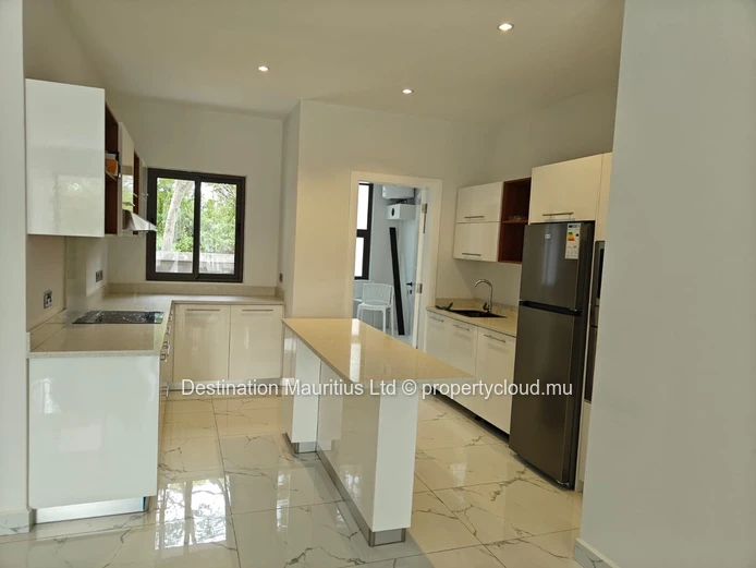 GRAND BAIE Appartement PDS 3 Chambres Prêt à Emménager