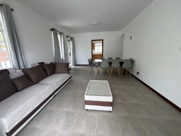 5 Bedroom Villa