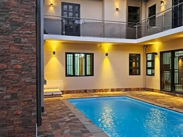 4 Bedroom Townhouse, Duplex