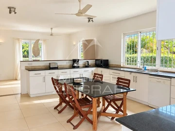 4 Bedroom Villa