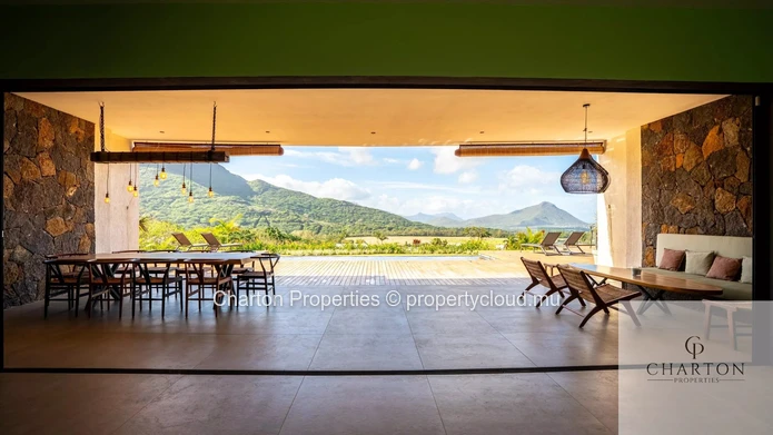 Villa d'exception de 3 chambres entre nature préservée et art de vivre raffiné