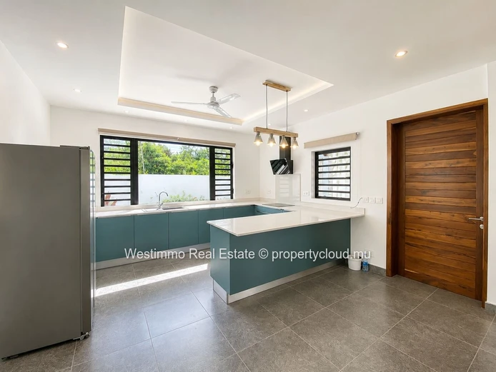 Trou aux Biches - Magnificent modern 5-bedroom en-suite furnished villa with swimming pool for rent
