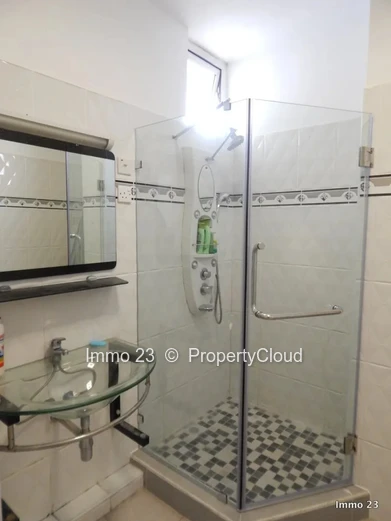 Apartment - 3 bedrooms - Quatre Bornes - Ref. AP96270VE