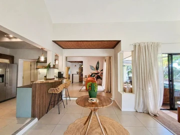 4 Bedroom Villa