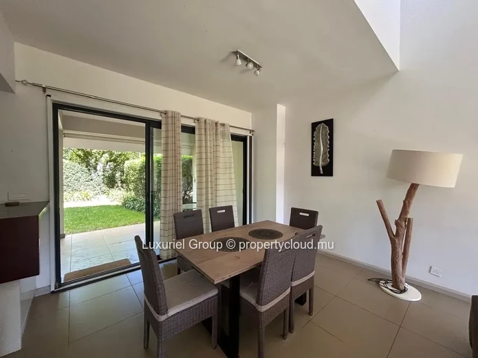 Villa Triplex à Louer à Azuri – Résidence Sécurisée avec Jardin Arboré