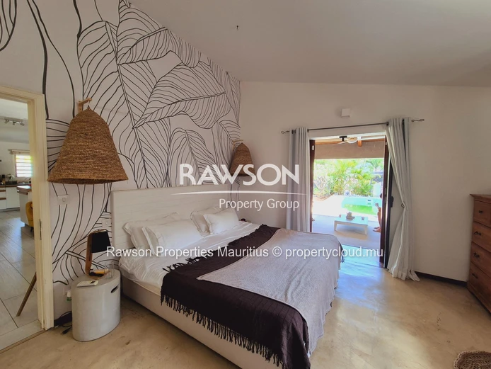 Charming 4-Bedroom Double Storey House for Rent | Private Pool, Kiosk & Large Terrace | Tamarin