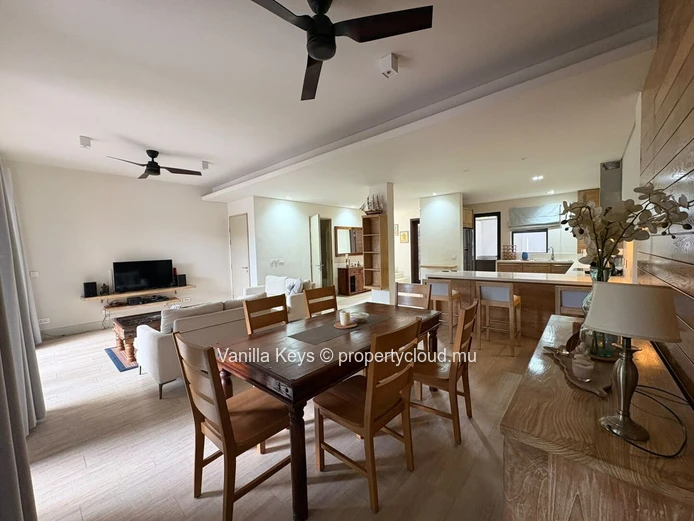 Townhouse En Bord De Marina | La Balise Marina | Rivière Noire, Île Maurice