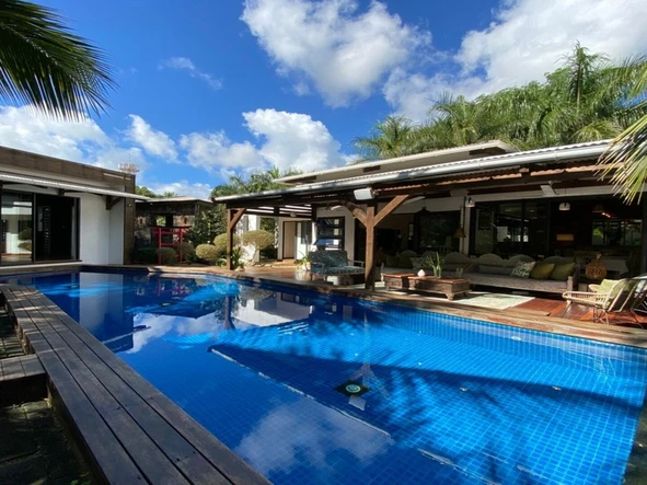 Pamplemousses - Beautiful 5 bedroom villa with private pool