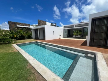 4 Bedroom Villa
