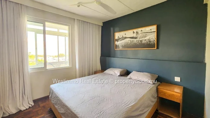 180 m² furnished apartment with panoramic view for rent in Floréal