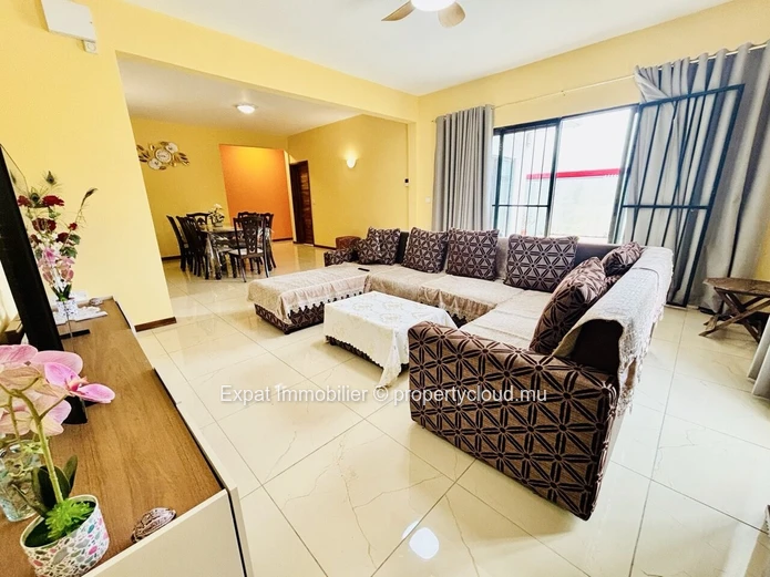 4-Bedroom Villa With Multi-Purpose Spaces And A Swimming Pool – Mont Choisy