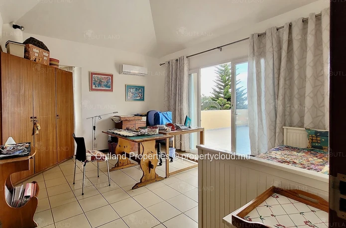 Maison spacieuse avec piscine et grand jardin - Tamarin
